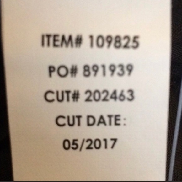 TORRID Lace-Up Sleeve Challis Blouse in Dark Olive Green Top - Picture 7 of 10